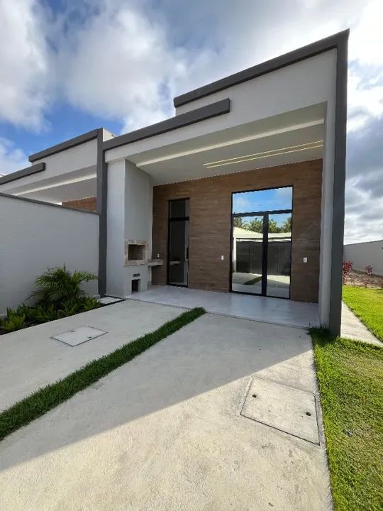 Casa Plana Solta com 3 suítes, sendo 1 master espaçosa - Morada dos Pássaros, Eusébio