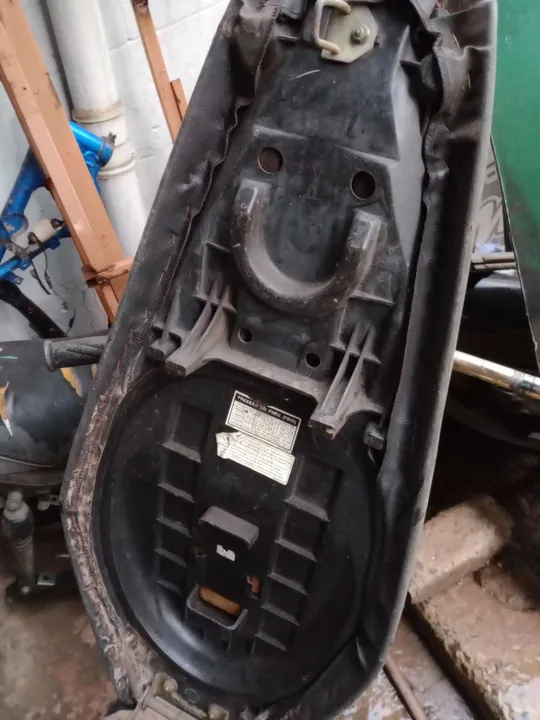 Banco Yamaha neon 115