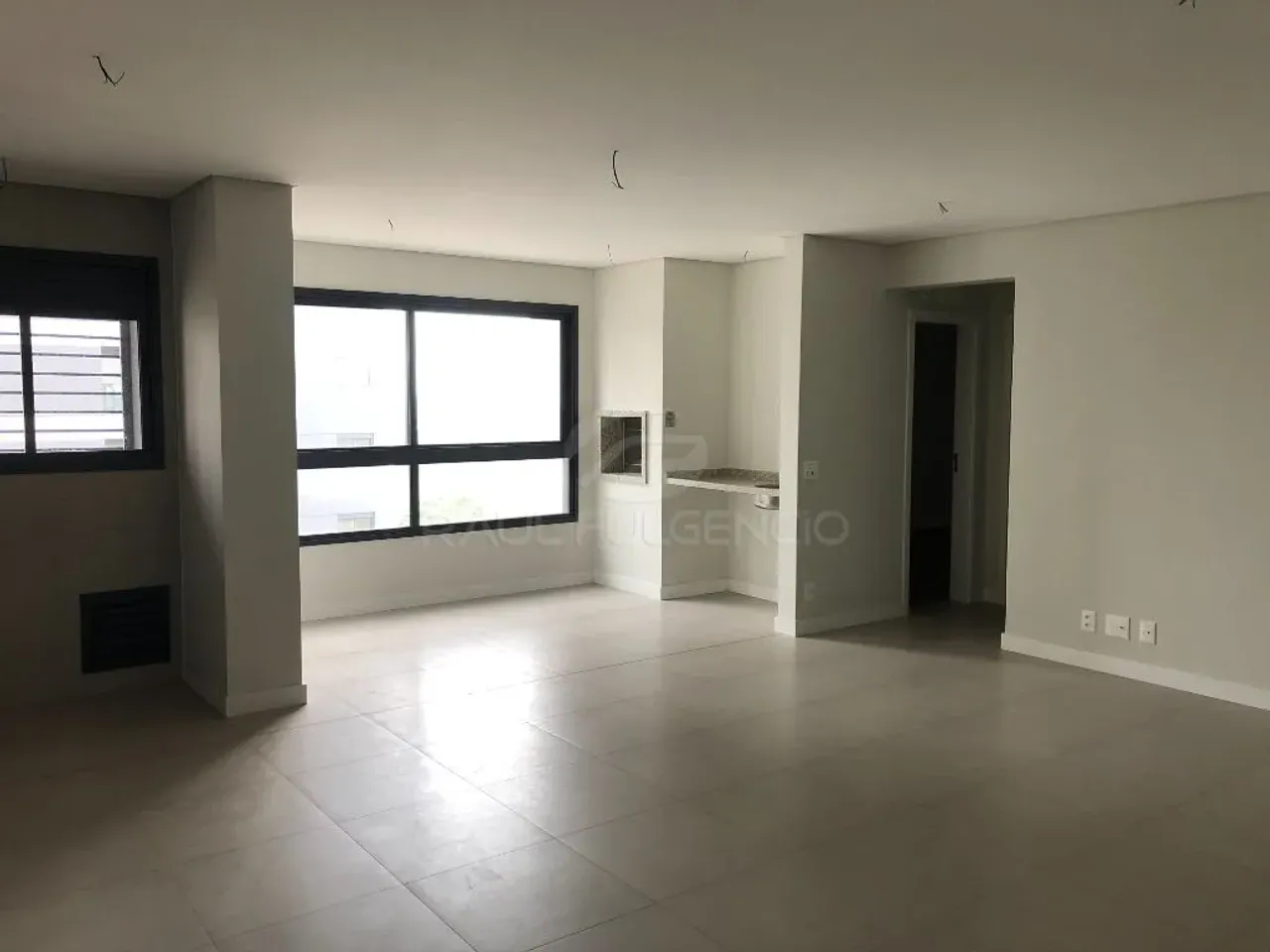 ED. INSIGHT PALHANO | 2 QUARTOS SENDO 2 SUÍTES | ANDAR ALTO | 2 VAGAS DE GARAGEM | GLEBA P