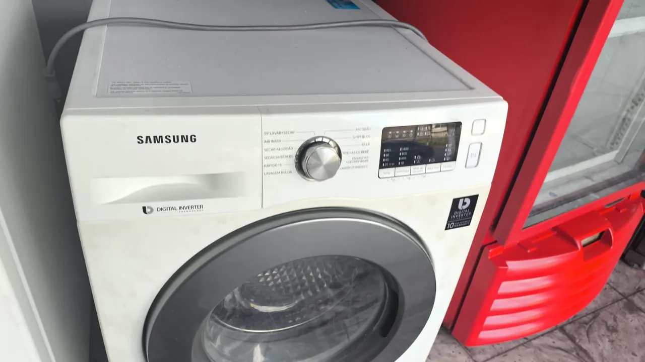 Máquina de Lavar e Secar Samsung 10kg - Digital Inverter