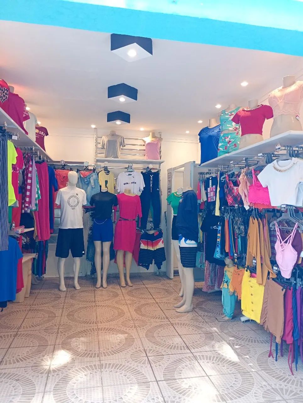 Vende-se a loja toda - Foto 2