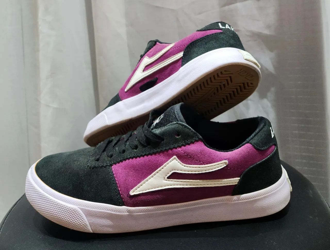 Tênis Lakai Feminino