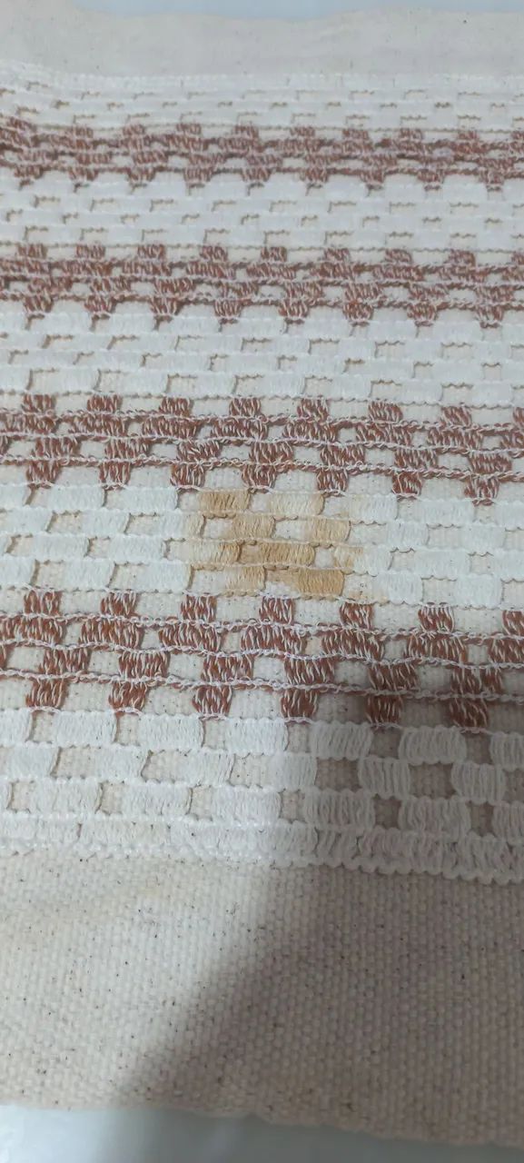 Caminho de Mesa Listrado em Algodão com Franjas - Foto 4