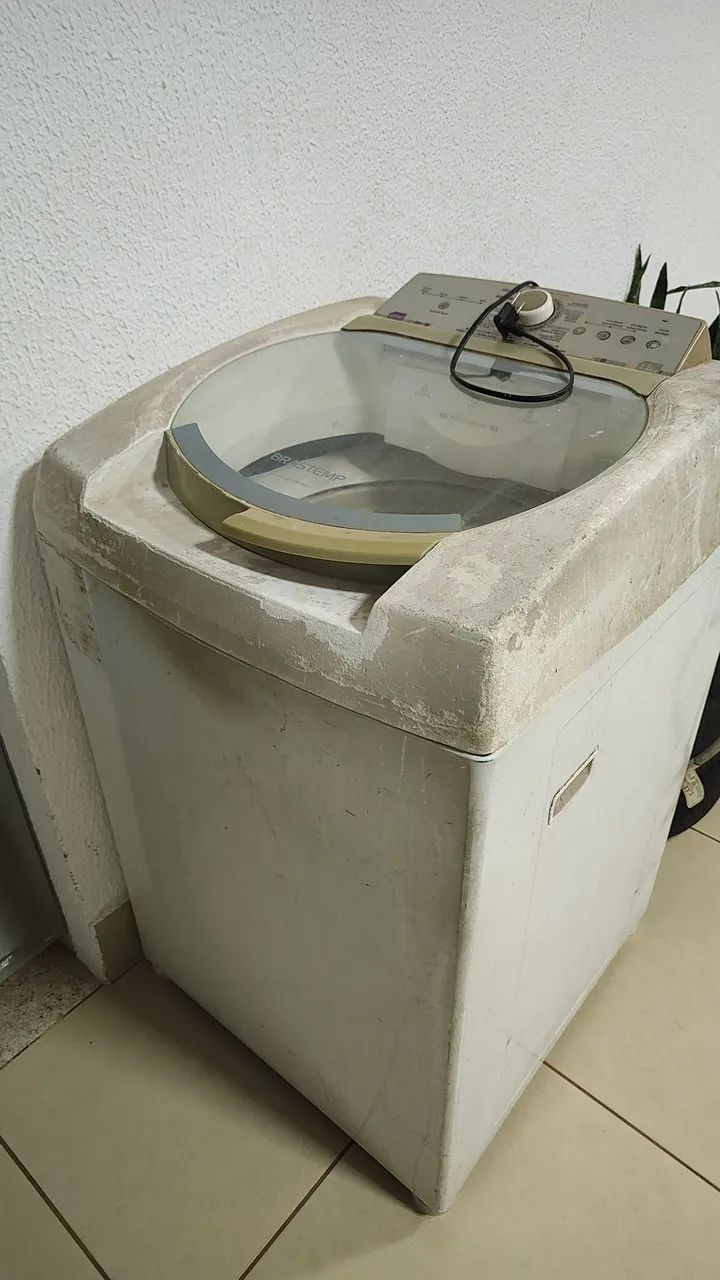 Vendo máquina de lavar roupas BRASTEMP. 11Kg