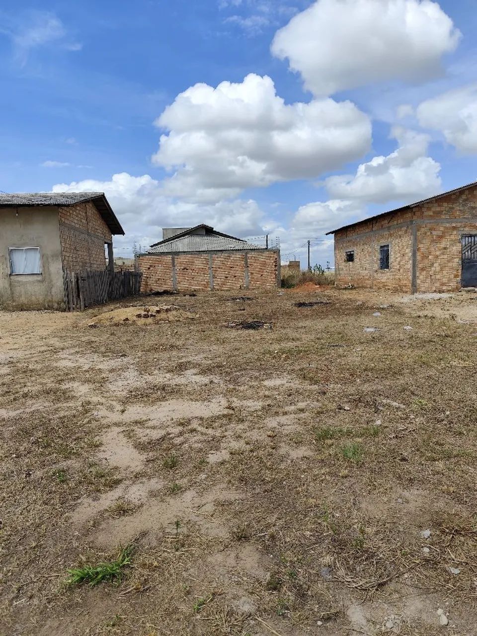 Terreno no Caburaí 