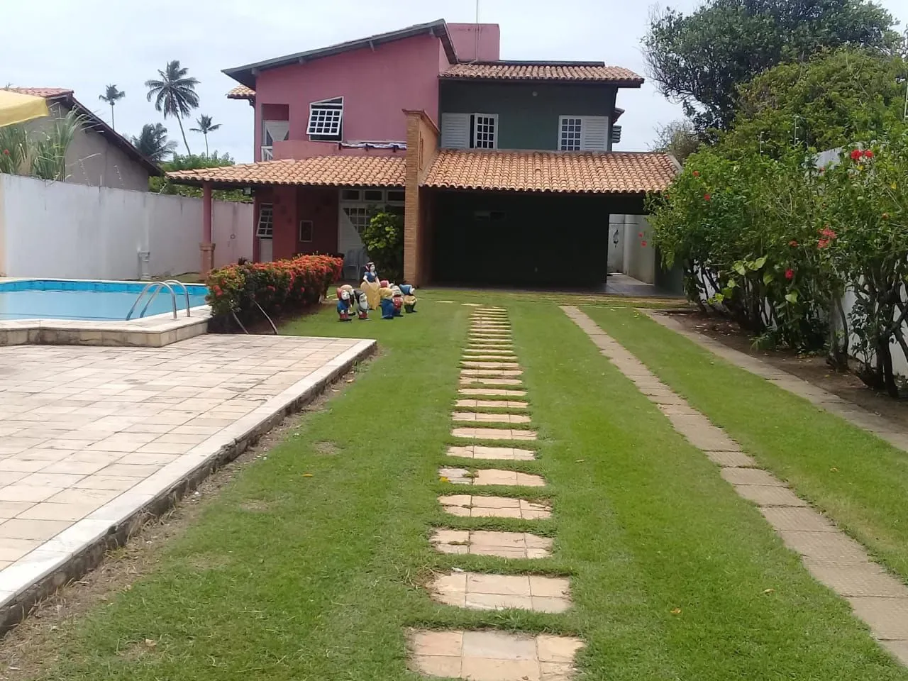 Alugo linda casa por temporada em Tabuba. Litoral Norte de Alagoas. 