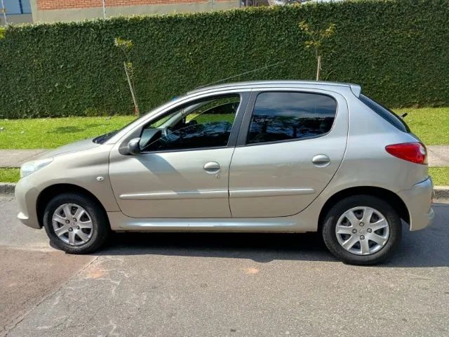 Peugeot  207 XR 2011 - 1.4 8V  flex - Foto 2