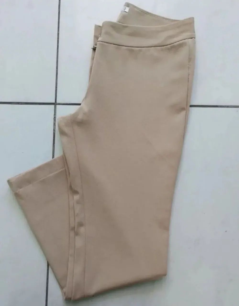 Calça em ALFAIATARIA creme tam.42 - Foto 4