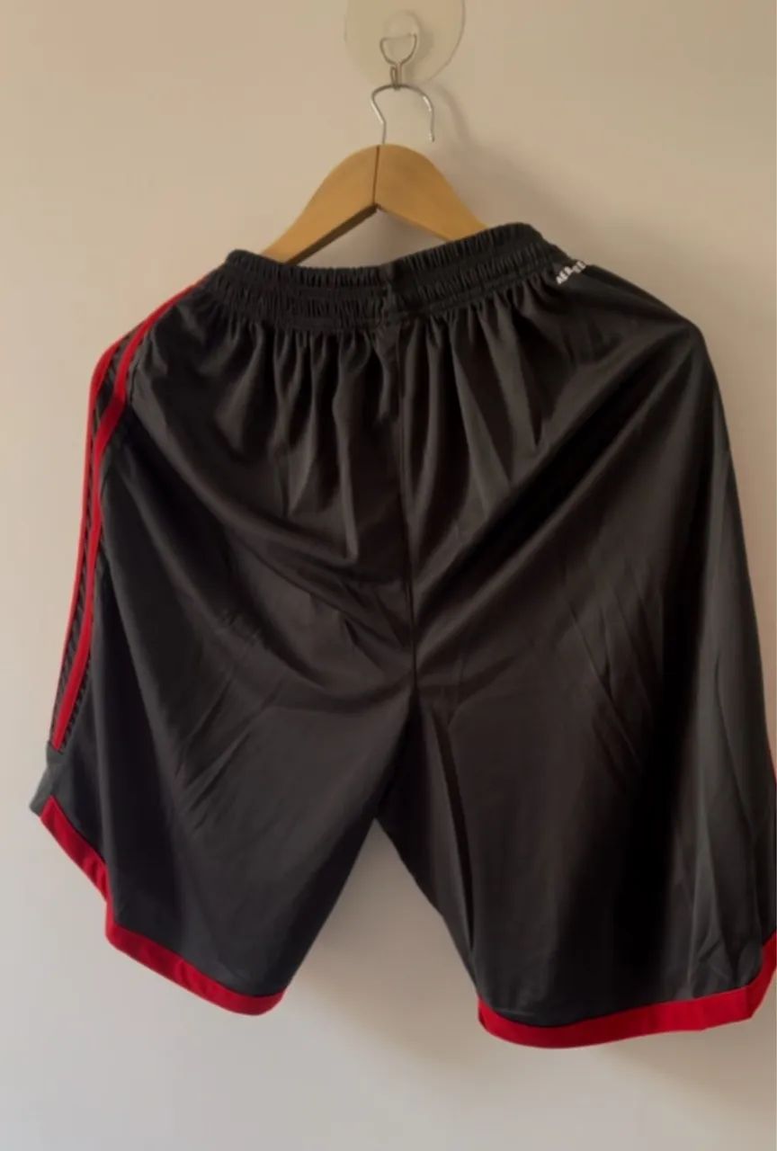 Short Adidas Flamengo Cinza terceiro uniforme  - Foto 2