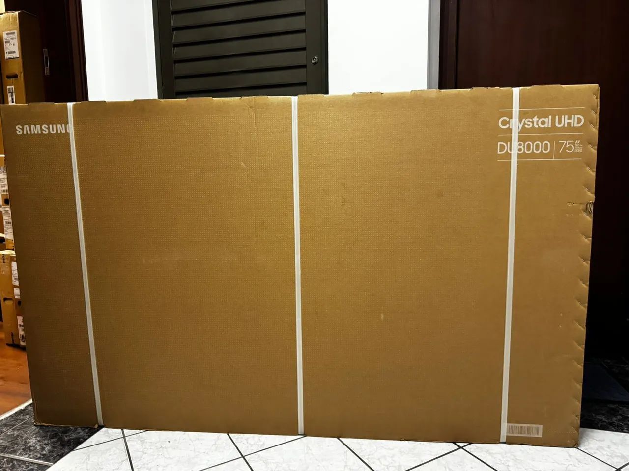 Smart TV Samsung Crystal UHD 4K 75 polegadas DU8000 - NOVA  - Foto 5