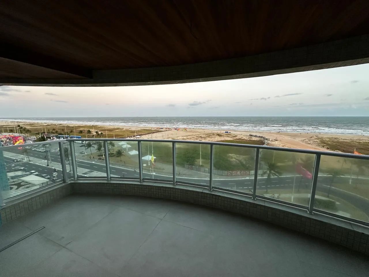 Apartamento Padrão no Sky Residence Leste  com 131m² ,3 quartos ,2 suites ,2 vagas - Foto 2