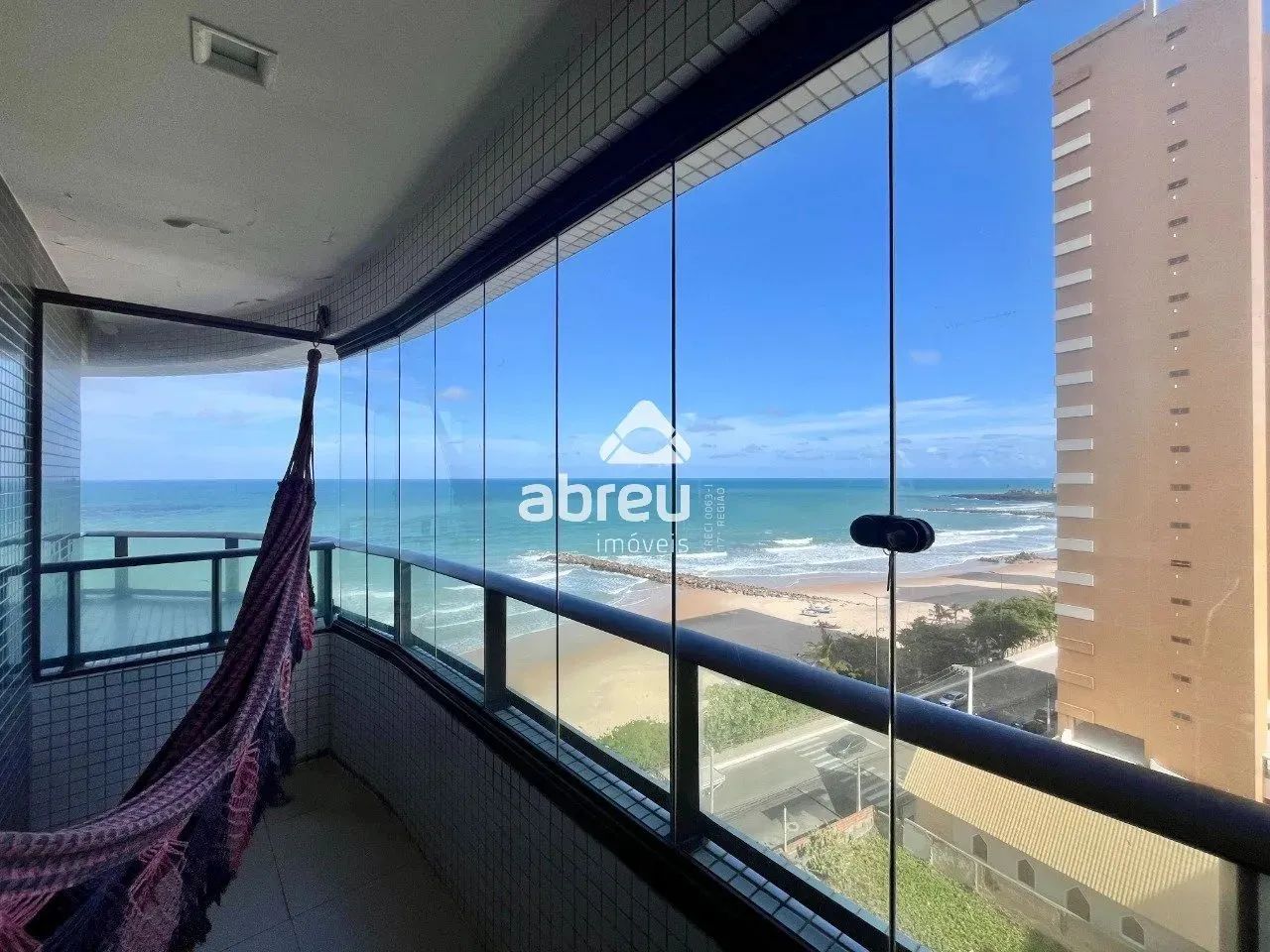 Luxuoso Apartamento para Aluguel em Areia Preta - Foto 2