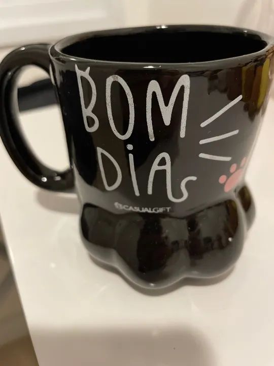 Caneca NOVA de Cerâmica - Bom Dia Dog Patinhas 350ml