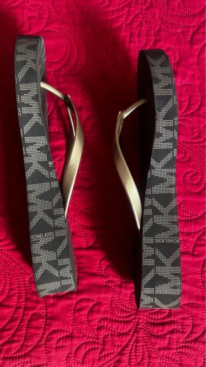 Chinelo Michael Kors - Foto 4