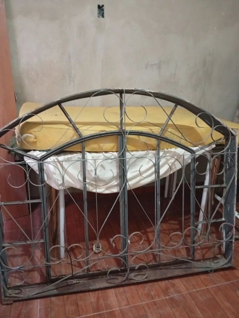 Porta e Janelas de Ferro com Vidro Colorido - Foto 3