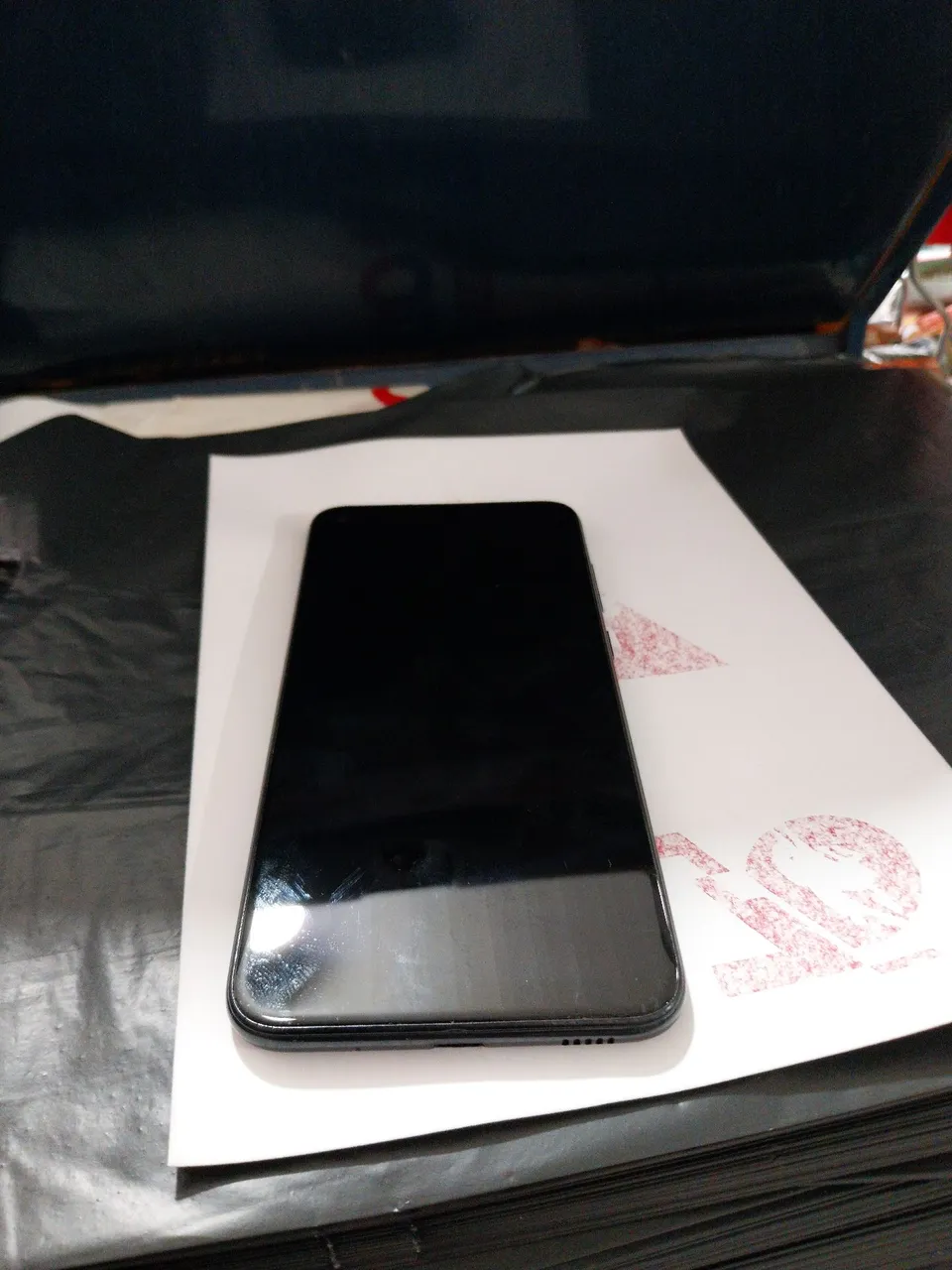 Smartphone Preto SANSUNG GALAXI 11