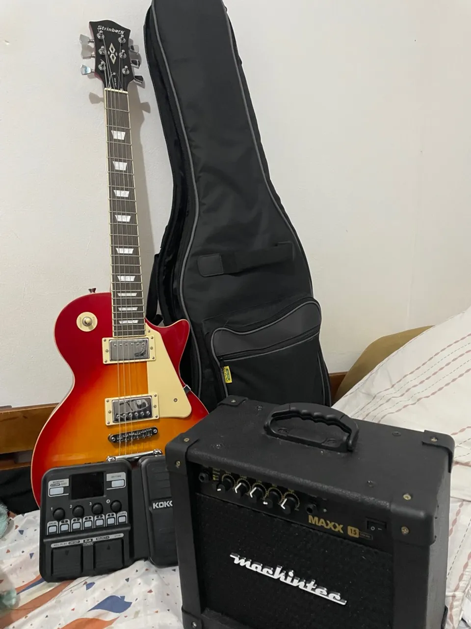 Kit guitarra Strinberg LPS 230 Pedaleira Kokko kmf1 Caixa de som capa e cabos