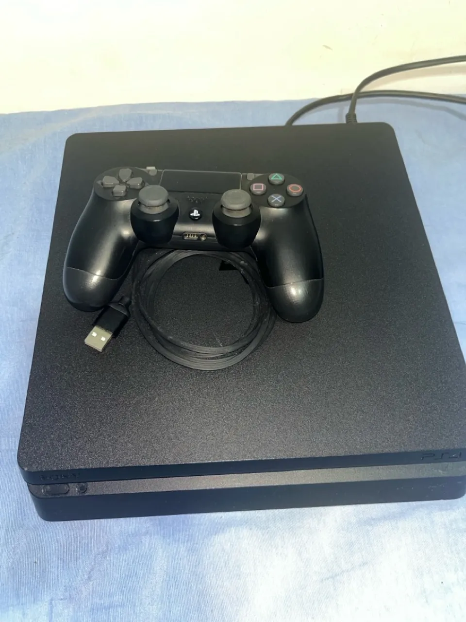Playstation 4 com Controle