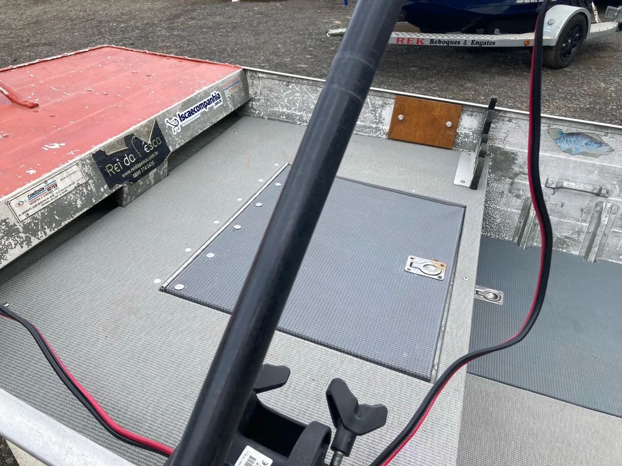 Barco de alumínio com motor - Ótimo estado! - Foto 3