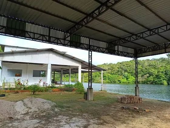 Chacara Perto da Cidade Universitaria 3.500m²  Casa e Galpão Km 08 da Manuel Urbano - Foto 14