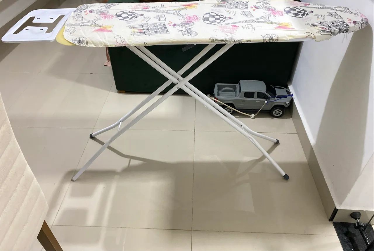 Tábua de passar roupa!! - Foto 2