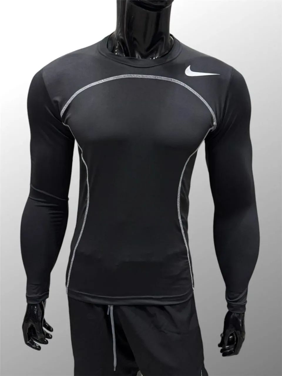Camisa Térmica Nike Pro - Conforto e Performance - Foto 2