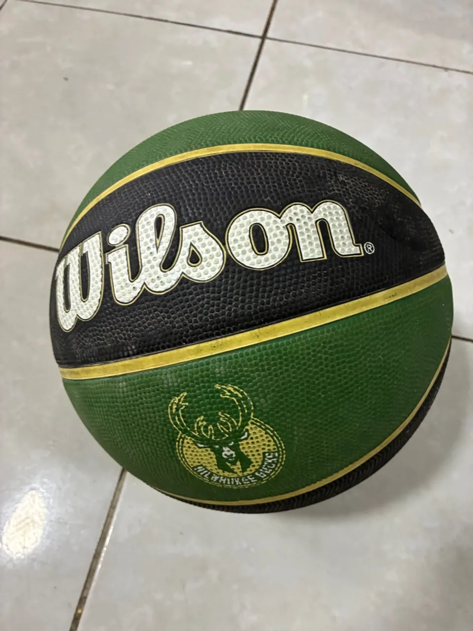 Bola do Milwaukee Bucks