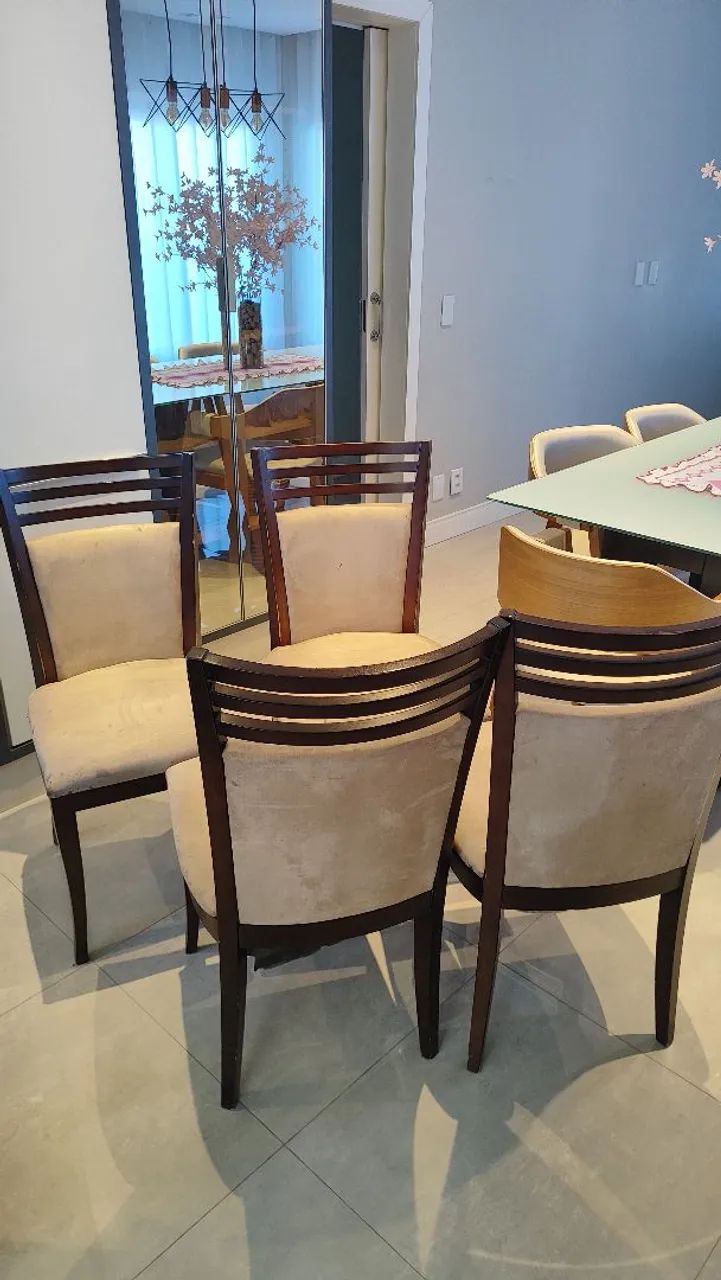 Elegant Dining Chair Set