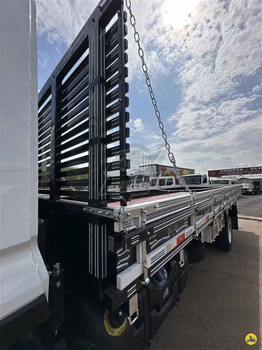 Volkswagen 9.170 - Foto 4