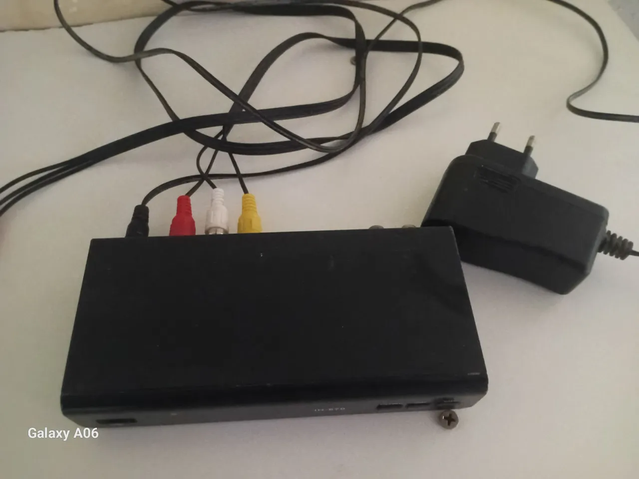 Conversor Digital com Cabos AV - Perfeito para sua TV!