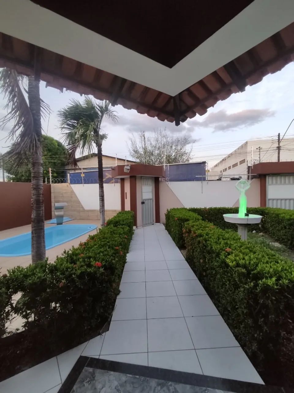 Casa Ampla com Piscina no Pricumã - Foto 5