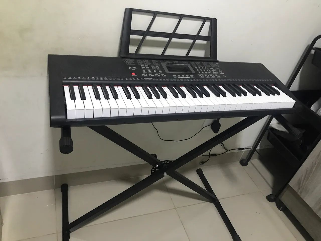 Teclado DVX 610 - Instrumentos musicais - Parque Cedral