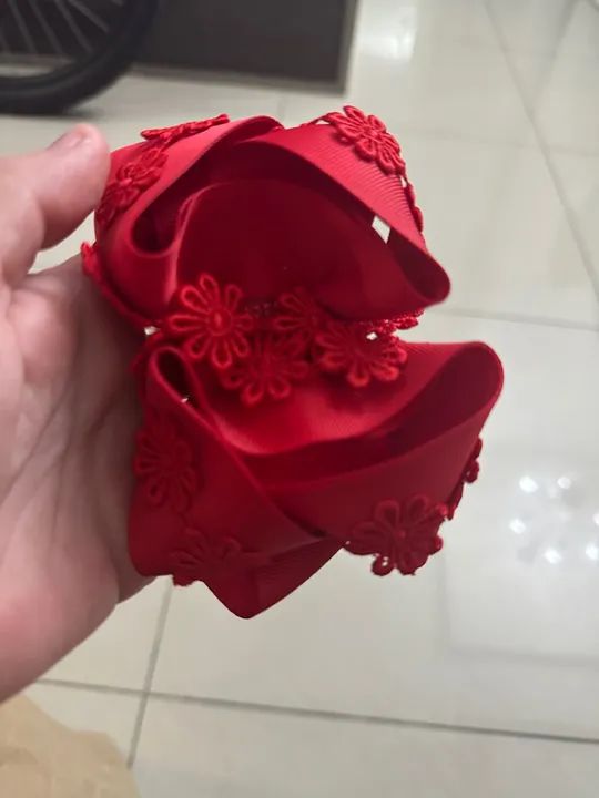 Laços diversos 10,00 cada - Foto 4