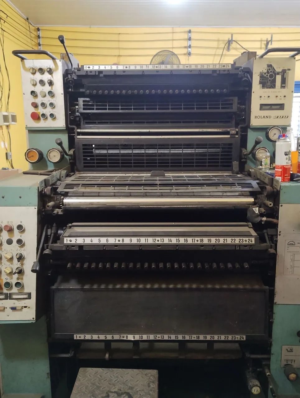 Roland 200 off set  - Foto 2