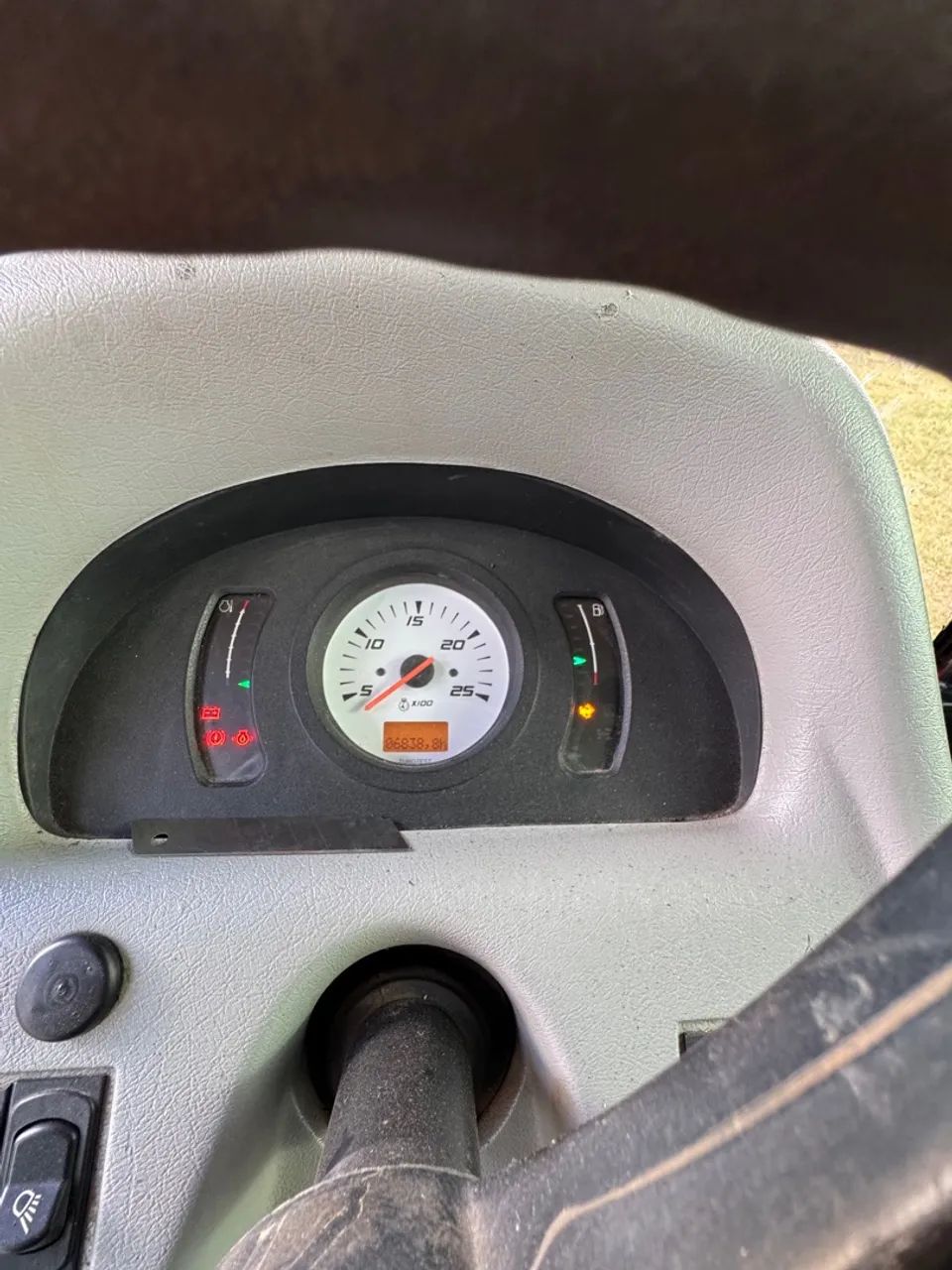 TRATOR MASSEY FERGUSON 4283 ANO:2017 CABINADO  - Foto 4