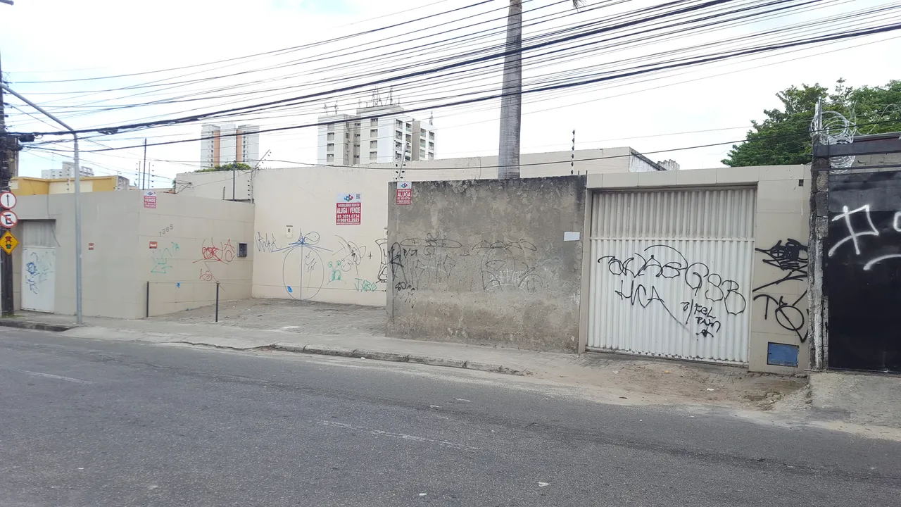 Vende-se Casa Comercial na Rua Dona Leopoldina com 700m²