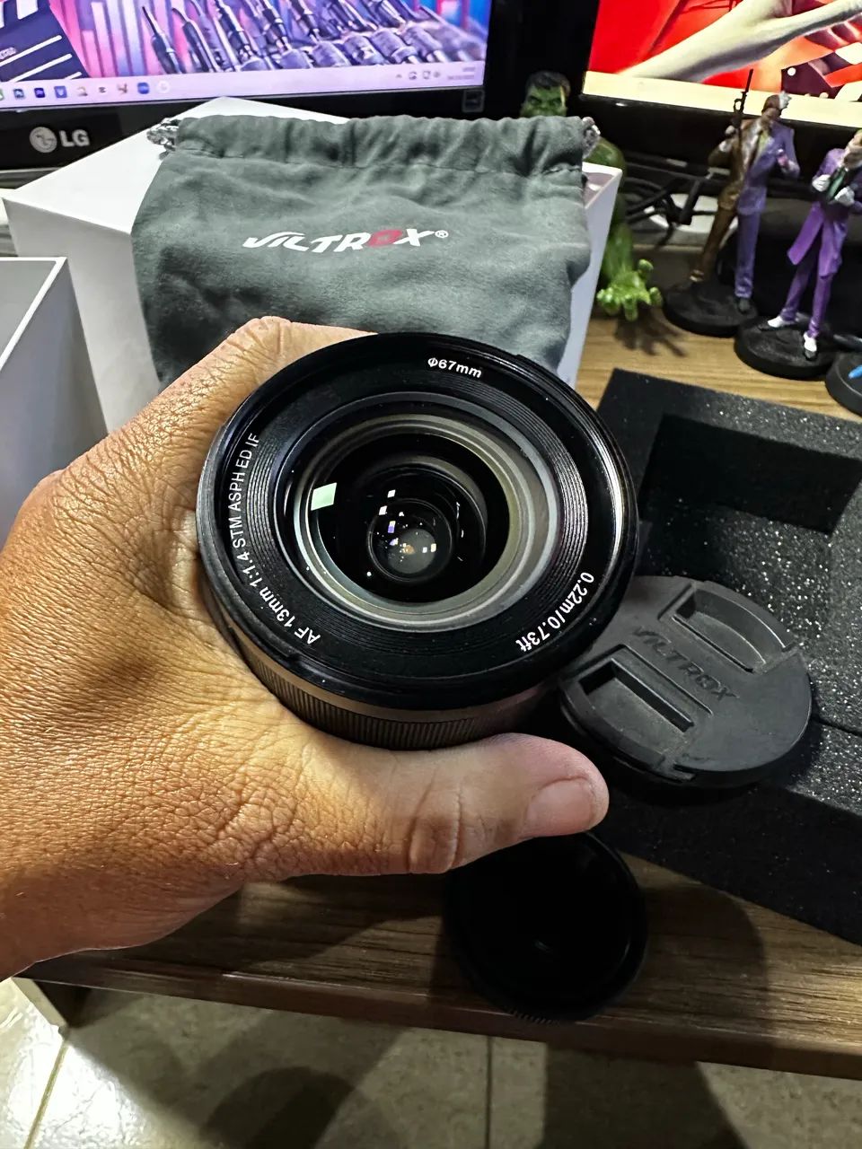 Lente Viltrox 13mm 1.4 Sony E-mount - Foto 4