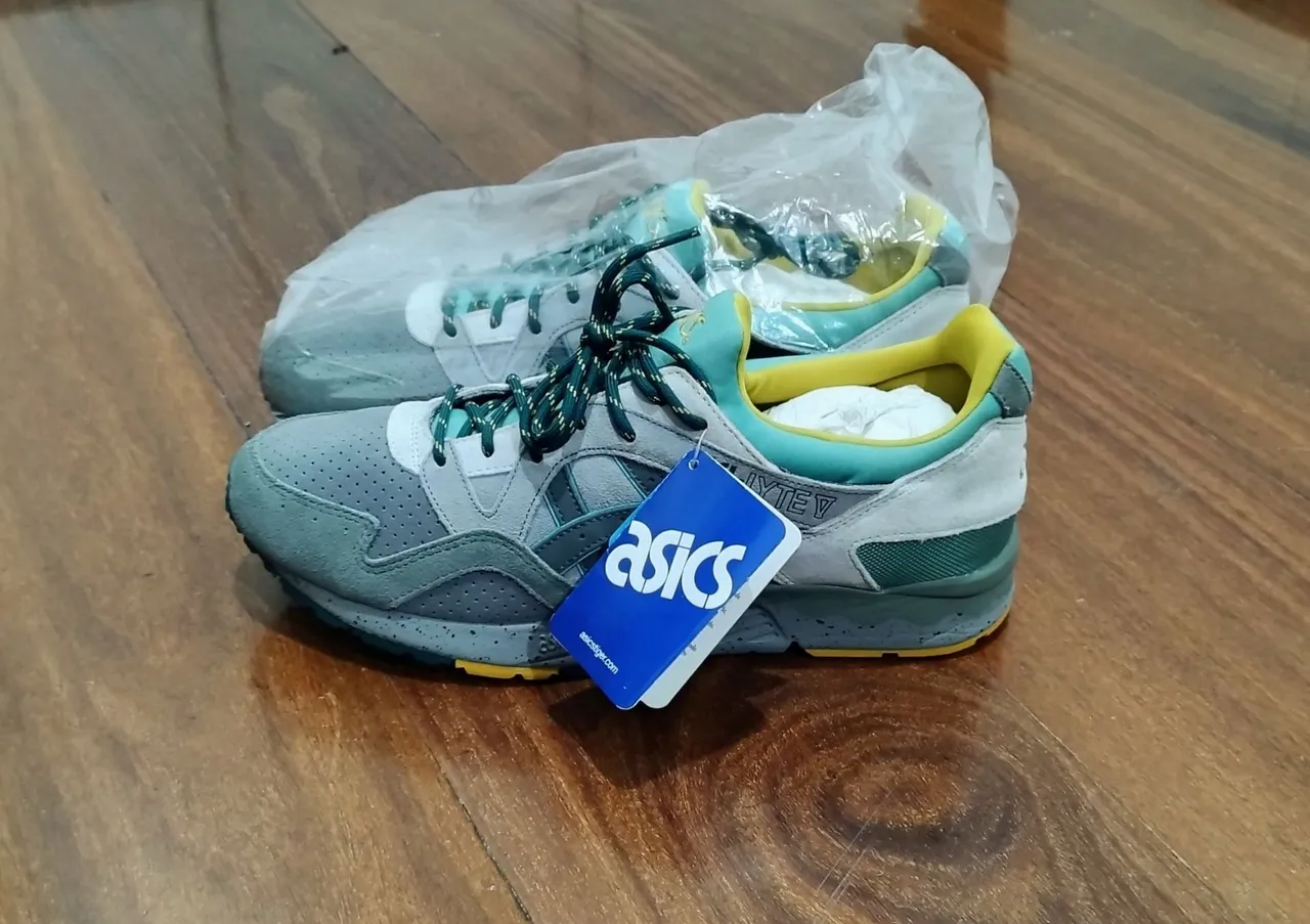 Tênis Asics Gel Lyte V Verde e Cinza