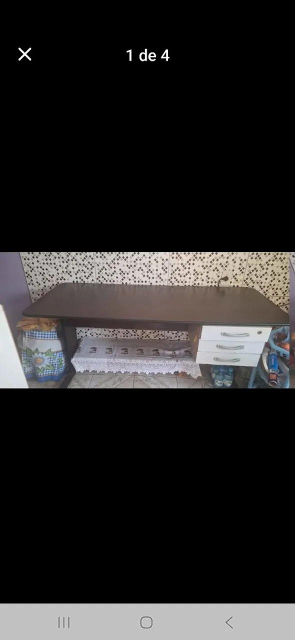 Mesa de escritório com gaveteiro100 reais