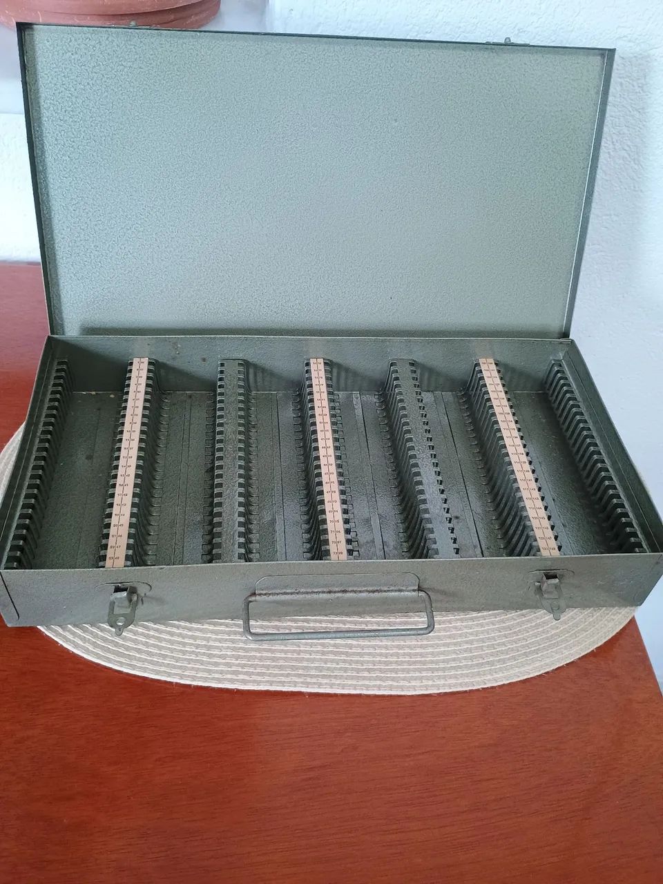 Maleta organizadora de slides vintage