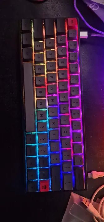 Teclado Mecânico 60% RGB com Software Avançado - Preto - Foto 5
