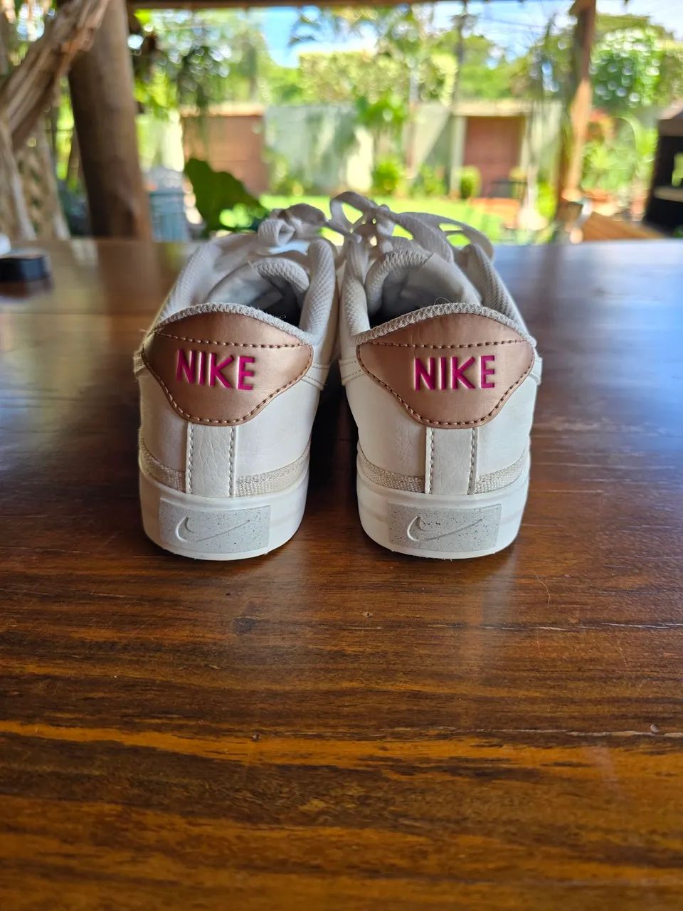 Vendo tênis Feminino Nike Novo 36  - Foto 2