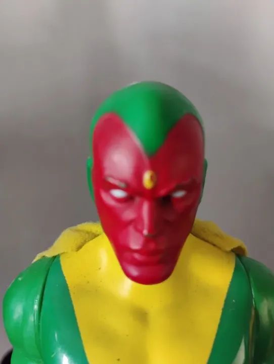 Boneco Visão - Marvel Legends