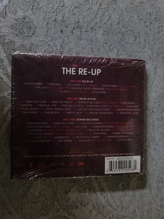 CD Nicki Minaj Pink Friday Roman Reloaded The Re-Up - Foto 2