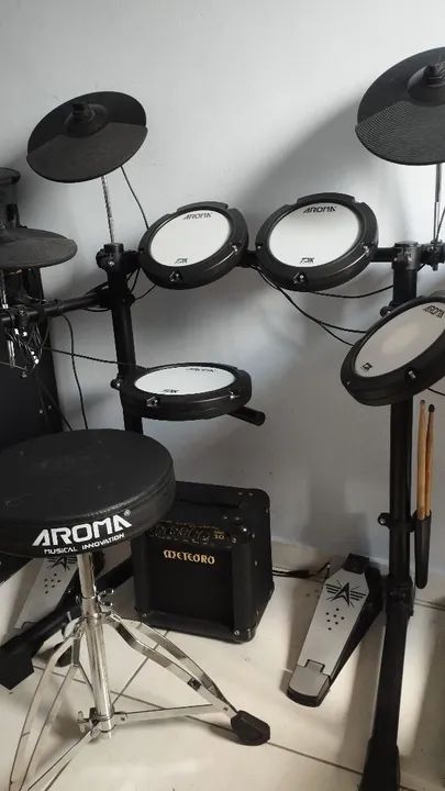 Bateria Eletrônica Aroma TDX-18 Completa! + Caixa Meteoro