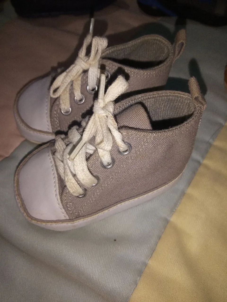 Tênis de Bebê - Cinza - Tamanho 18 - Foto 2