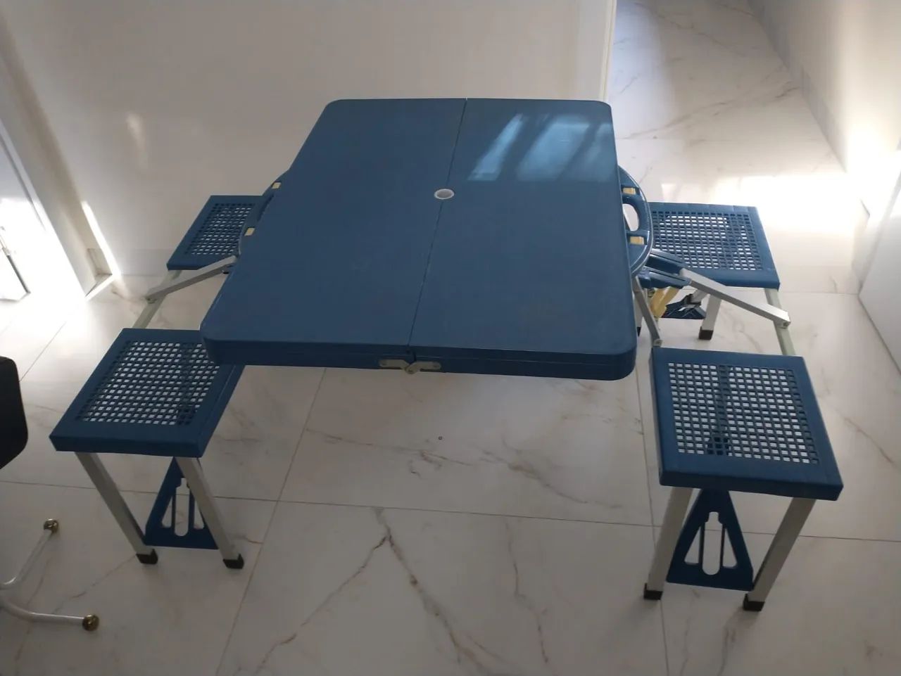 Barraca de Acampamento Azul + mesa dobrável  - Foto 4