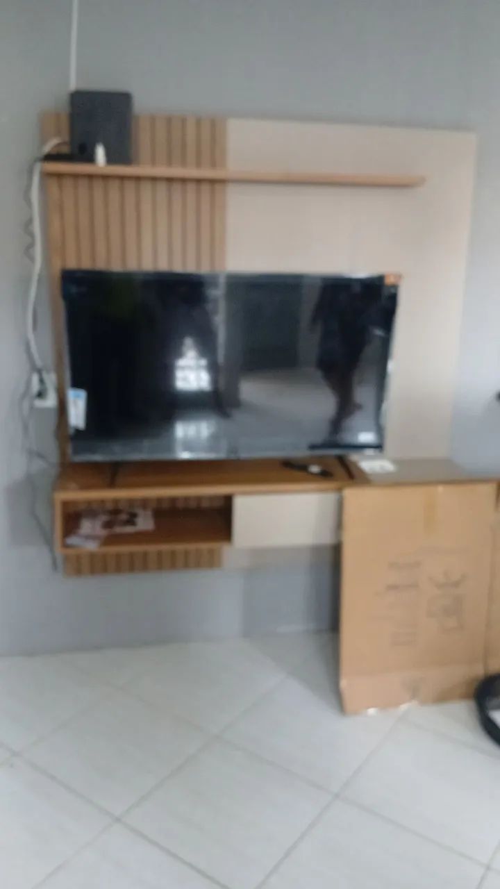 Painel para TV com Nicho e Prateleira