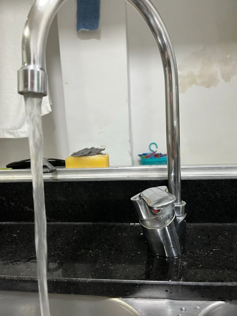 Aquecedor e torneira de inox  - Foto 2