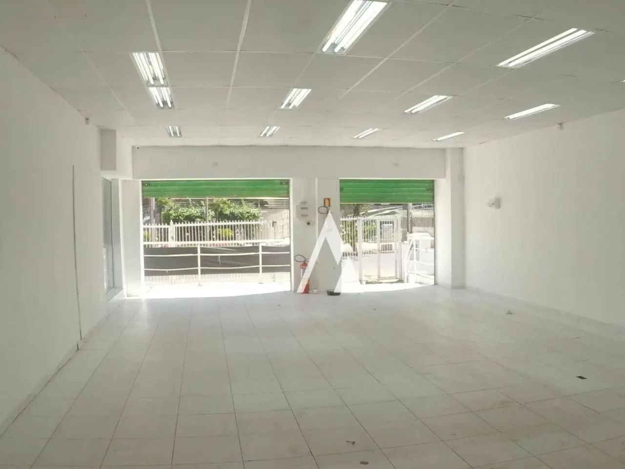 Loja para alugar, 330 m² por R$ 23.444/mês - Menino Deus - Porto Alegre/RS - Foto 6